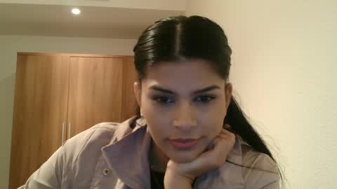Snapshot of emmie_xxx chatting on 12/03/24, 12:06 emmie online show from 12/03/24, 12:06