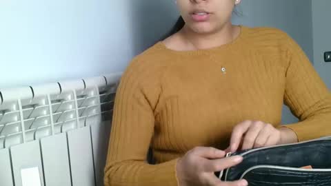 Snapshot of emmie_xxx chatting on 01/14/25, 08:20 emmie online show from 01/14/25, 08:20