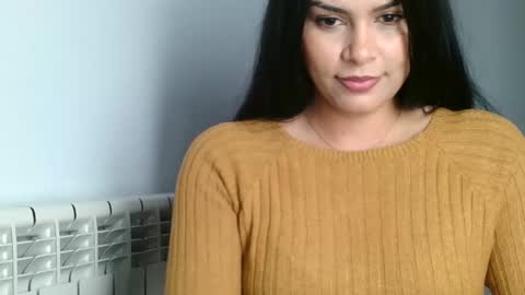 Snapshot of emmie_xxx chatting on 01/14/25, 11:31 emmie online show from 01/14/25, 11:31