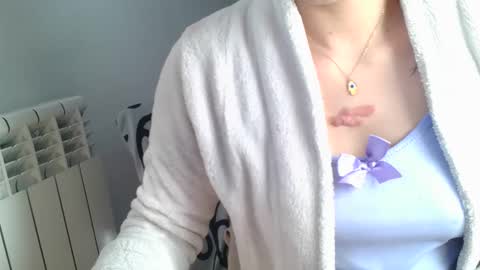 Snapshot of emmie_xxx chatting on 01/31/25, 11:46 emmie online show from 01/31/25, 11:46