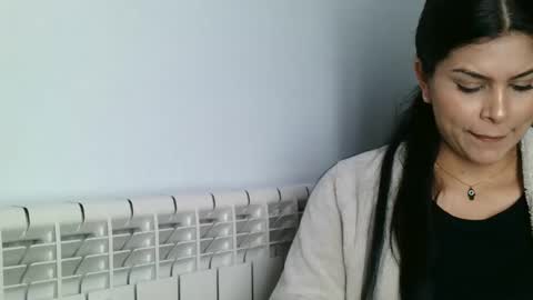 Snapshot of emmie_xxx chatting on 02/02/25, 05:26 emmie online show from 02/02/25, 05:26