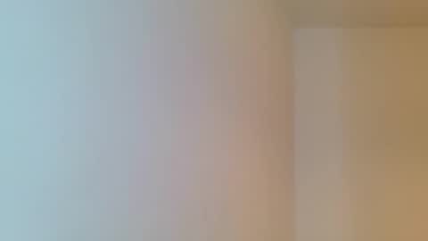 Snapshot of emmie_xxx chatting on 02/06/25, 12:48 emmie online show from 02/06/25, 12:48