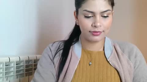 Snapshot of emmie_xxx chatting on 02/19/25, 08:55 emmie online show from 02/19/25, 08:55