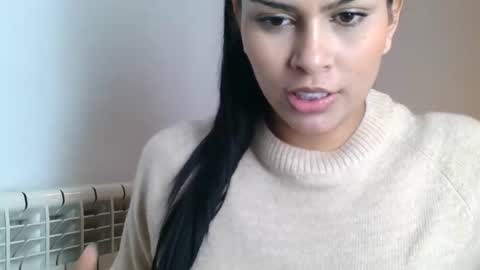 Snapshot of emmie_xxx chatting on 02/20/25, 02:57 emmie online show from 02/20/25, 02:57