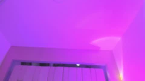    online show from 09/25/25, 09:46