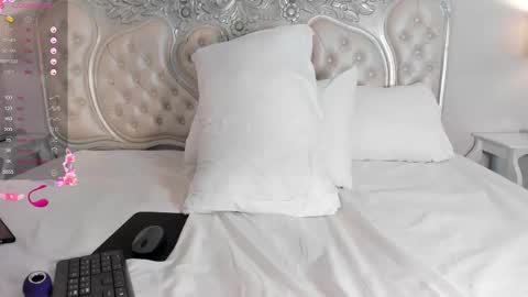 Emmily online show from 01/07/26, 06:10