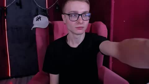 Emmit online show from 02/11/26, 03:28