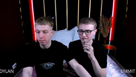 Snapshot of emmit_barker chatting on 03/29/26, 08:42 Emmit online show from 03/29/26, 08:42