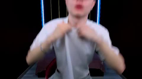 Snapshot of emmit_barker chatting on 04/07/26, 10:37 Emmit online show from 04/07/26, 10:37