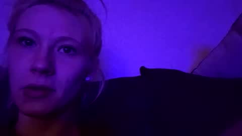 Snapshot of emmwarr1514 chatting on 02/25/25, 12:13 emmwarr1514 online show from 02/25/25, 12:13