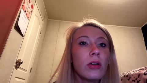 Snapshot of emmwarr1514 chatting on 03/04/25, 12:18 emmwarr1514 online show from 03/04/25, 12:18