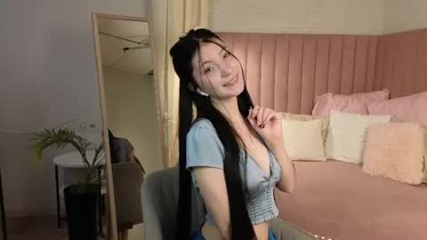 Snapshot of emmy_dreamy_ chatting on 07/11/26, 01:41 emmy_dreamy_ online show from 07/11/26, 01:41