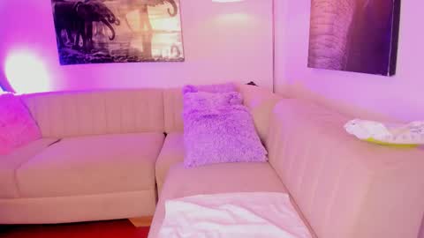 Emmy Heart online show from 02/14/26, 04:20