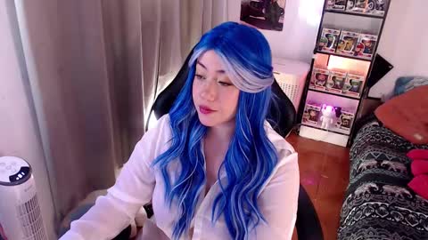 Snapshot of emmy_ruiz chatting on 12/20/25, 02:07 Emmy Ruiz - independent model online show from 12/20/25, 02:07