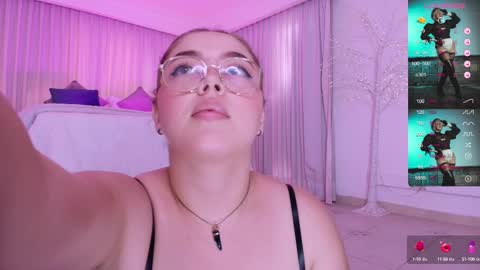 Emmy Walker online show from 02/22/25, 01:57