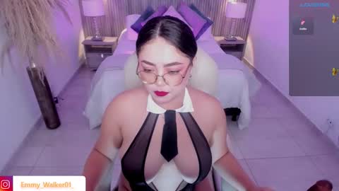 Emmy Walker online show from 10/13/25, 11:10