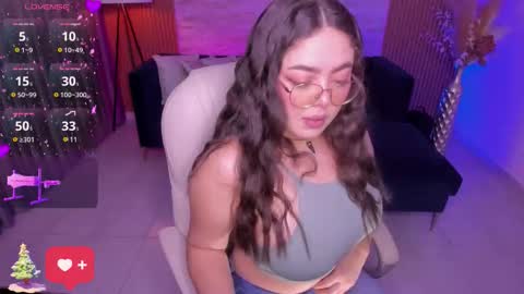 Emmy Walker online show from 12/03/25, 11:08