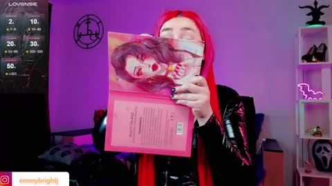 Emmy Bright     50  online show from 01/12/25, 11:58