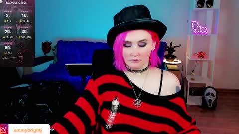 Emmy Bright     50  online show from 01/28/25, 06:16