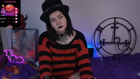 Emmy Bright     50  online show from 10/26/25, 02:06