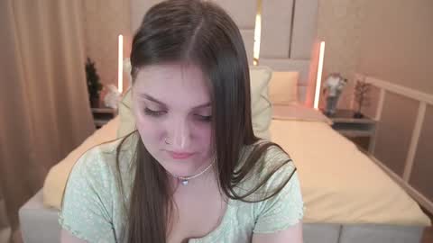 E M M Y online show from 01/12/25, 07:00