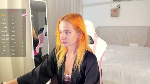 Emmylie online show from 05/04/26, 03:02