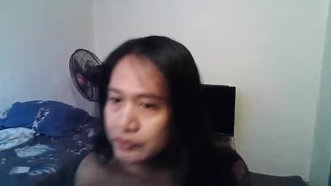 Snapshot of emoterah123smile chatting on 02/14/25, 03:54 Emotera online show from 02/14/25, 03:54