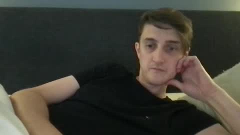 emotionalmotionsickness online show from 04/09/26, 02:00