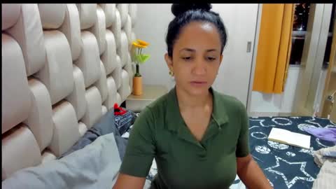 Snapshot of emperatriztapia chatting on 02/07/25, 03:12 emperatriztapia online show from 02/07/25, 03:12