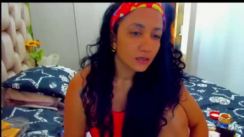 Snapshot of emperatriztapia chatting on 02/24/25, 08:36 emperatriztapia online show from 02/24/25, 08:36