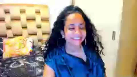 Snapshot of emperatriztapia chatting on 06/27/26, 12:59 emperatriztapia online show from 06/27/26, 12:59