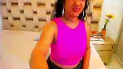 Snapshot of emperatriztapia chatting on 07/07/26, 10:25 emperatriztapia online show from 07/07/26, 10:25