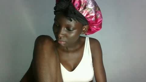 empress_ivy1 online show from 06/11/26, 07:12