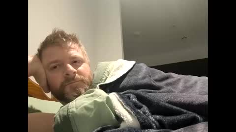 emrys2016833836 online show from 03/25/26, 08:53