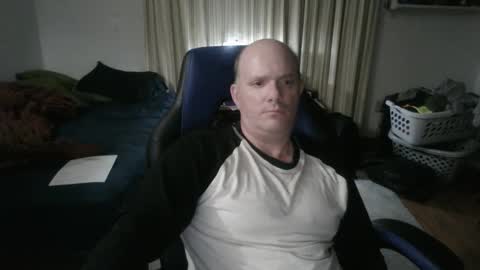 Matt online show from 10/04/25, 03:59