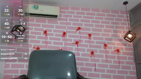 Snapshot of emy_0 chatting on 02/20/25, 08:25 Emy online show from 02/20/25, 08:25