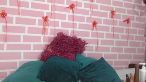 Snapshot of emy_0 chatting on 03/07/25, 06:24 Emy online show from 03/07/25, 06:24