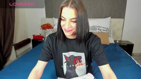 Snapshot of emy__angel chatting on 12/02/24, 11:23 emy__angel online show from 12/02/24, 11:23