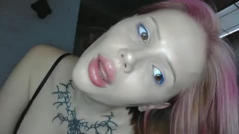 emydeliro online show from 09/17/25, 07:59