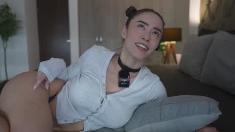 Eimi3 online show from 03/10/25, 09:51