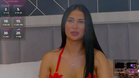 Snapshot of emylaveau chatting on 02/07/25, 06:56 Emy online show from 02/07/25, 06:56