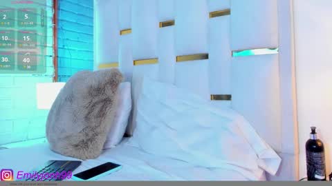 EMYLY  online show from 01/29/25, 08:25