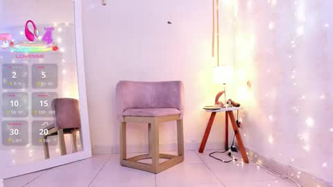 EMYLY  online show from 11/14/25, 12:09