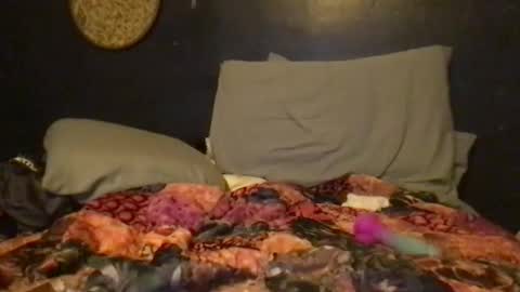 Snapshot of enbythrob chatting on 02/06/26, 04:39 enbythrob online show from 02/06/26, 04:39