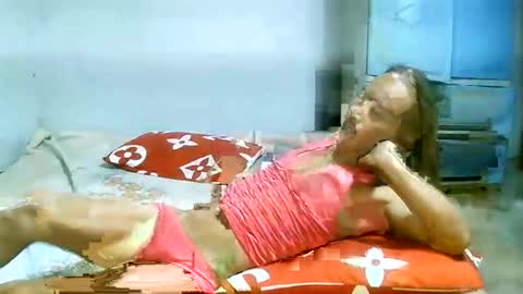 CHUN LY online show from 04/09/26, 05:07