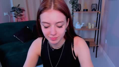 enchanted_bella online show from 10/17/25, 01:35