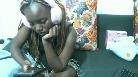 Vee online show from 03/22/26, 10:24