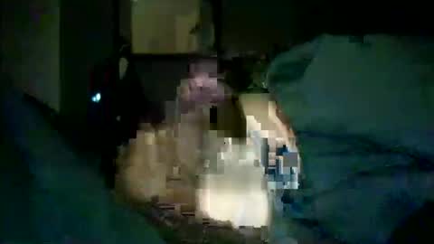 encormoi online show from 11/23/25, 08:03