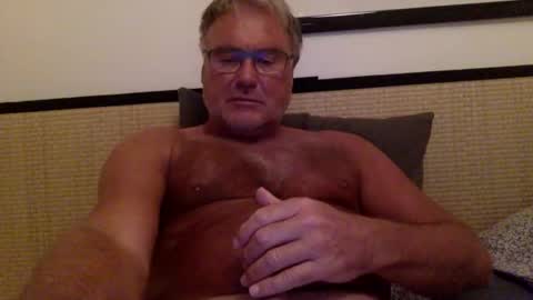 Snapshot of endurado chatting on 10/02/25, 07:43 endurado online show from 10/02/25, 07:43