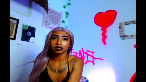 engel20042001 online show from 11/03/25, 09:59